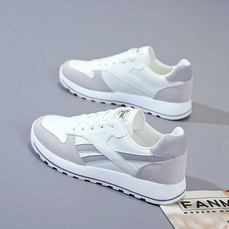 Women's chunky dad running sneaker, angle view