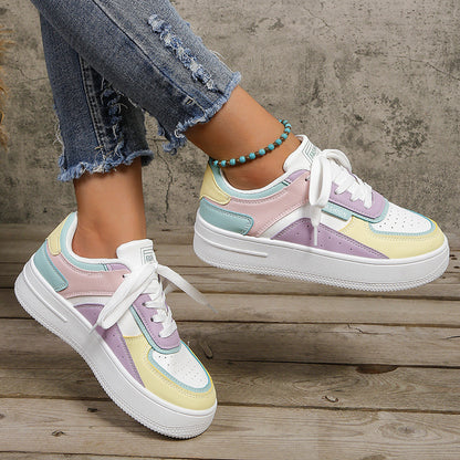 Women's breathable casual low-top sneaker, main view
