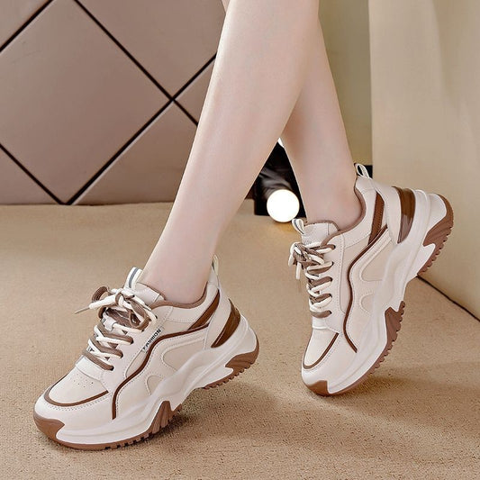 Women's thick-sole dad sneaker, main view