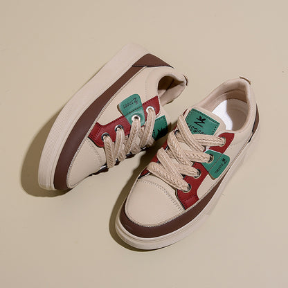 Women's Korean-style platform sneaker, sole detail